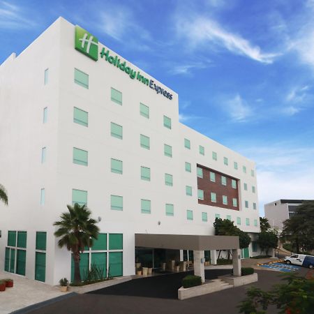 Holiday Inn Express Guadalajara Iteso, an IHG Hotel Bagian luar foto