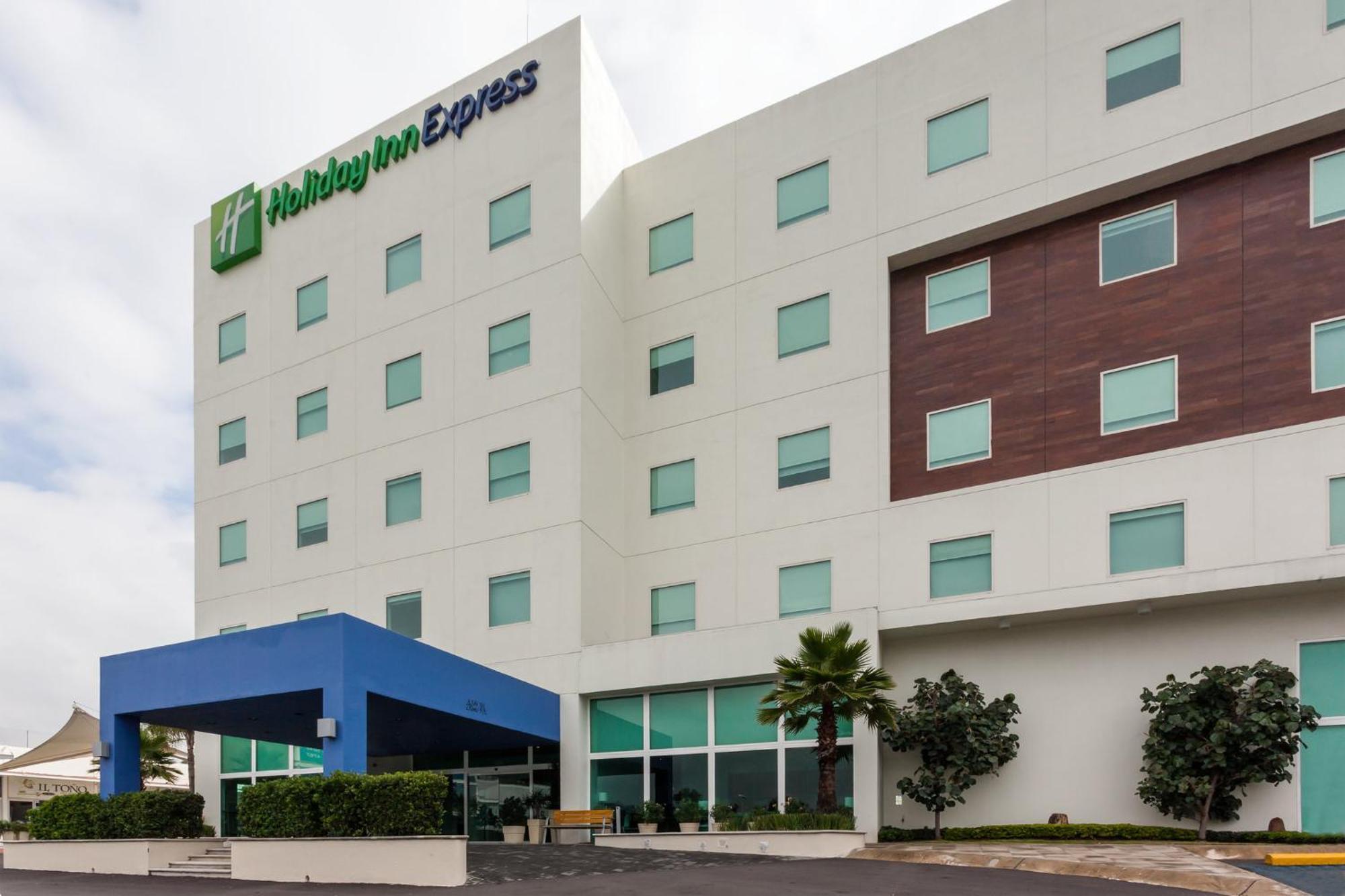 Holiday Inn Express Guadalajara Iteso, an IHG Hotel Bagian luar foto